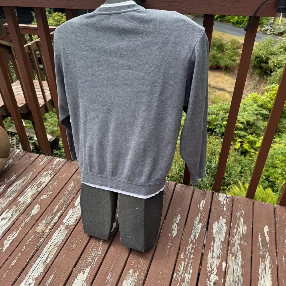 Cutter & Buck Men's Gray V-Neck Sweater - Picture 3 of 6